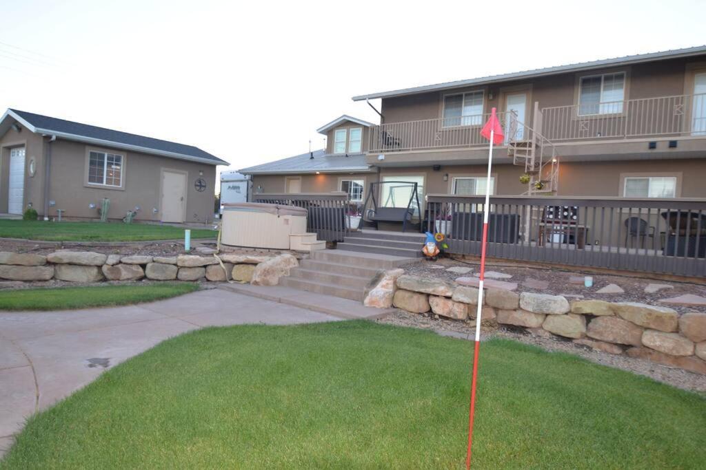 Tacit Shadow Resort Paradise Deluxe Suite, Gym, Coffee Bar, Hot-Tub, Free Laundry, Food Available Parowan Экстерьер фото